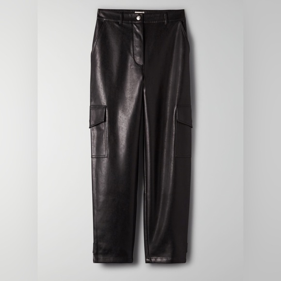 Aritzia modern cargo pant. Only worn three times - Picture 2 of 6